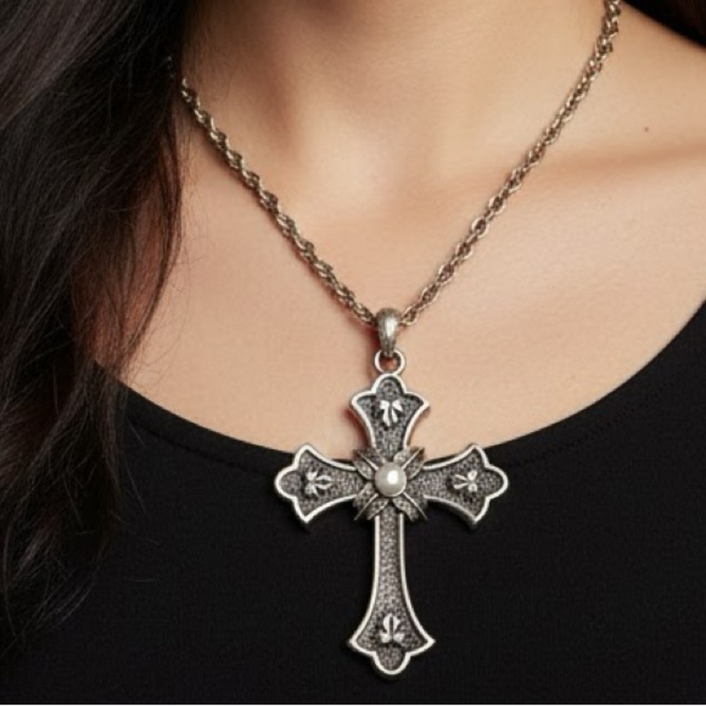 Sarah Coventry CRUCIFIX CROSS LIMITED EDITION 1975 VINTAGE GOTHIC BOHO